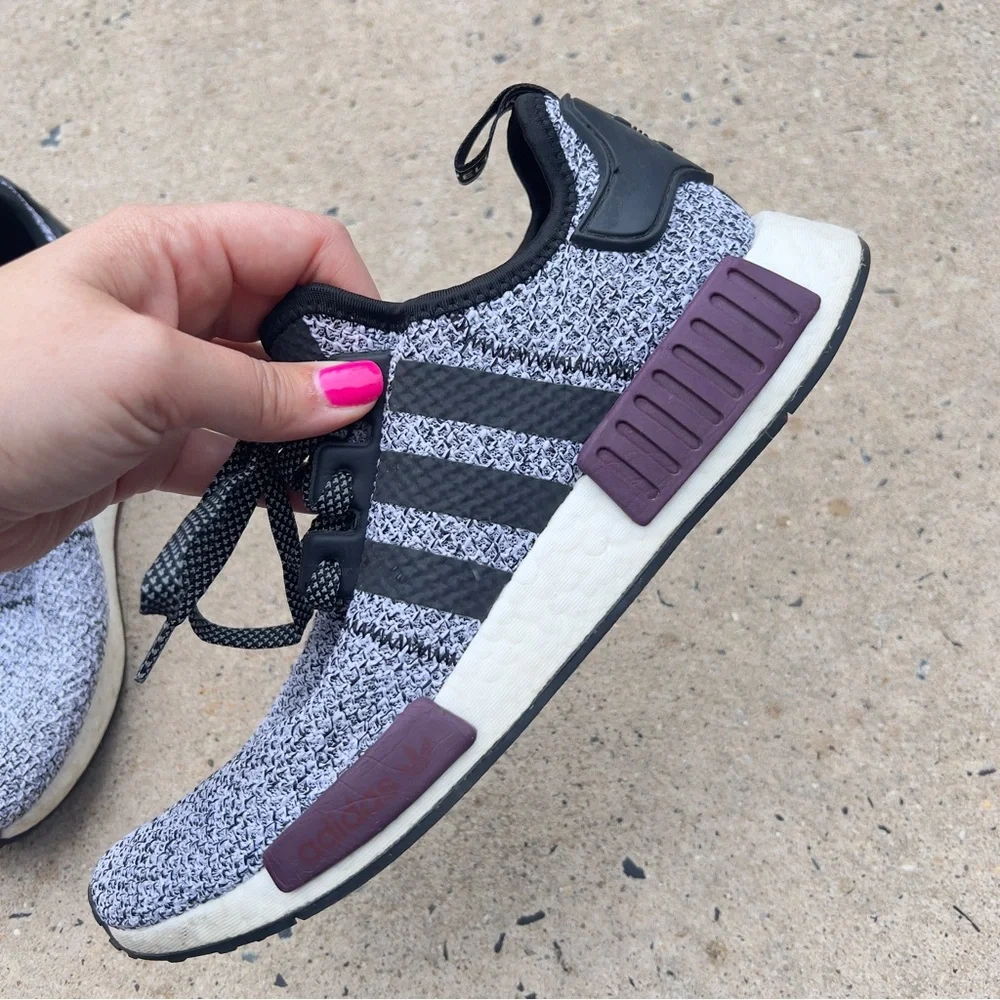 Men’s Champs Sports x NMD_R1 'Champs' | 10.5 - Picture 4 of 10